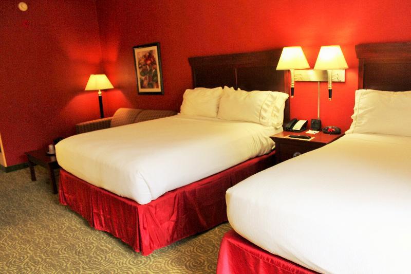 Holiday Express & By Ihg 3* Troy